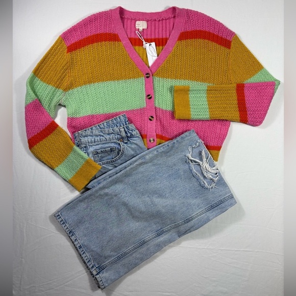 NWT Dee Elly Women’s Multi Color Striped Cropped Cardigan Sweater | Size L - Picture 12 of 12